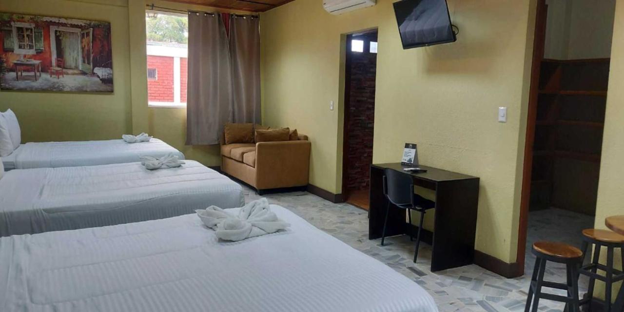 Kartagus Hotel サンサルバドル エクステリア 写真