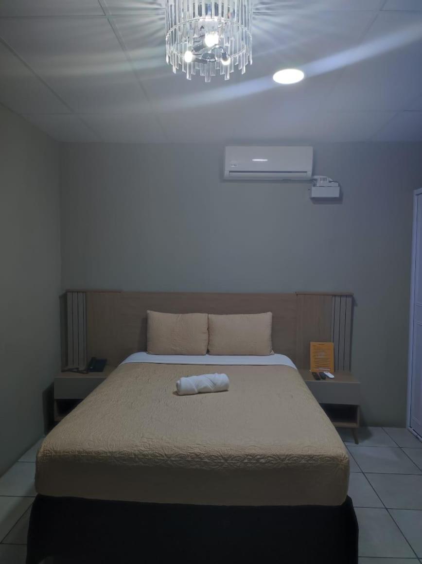 Kartagus Hotel サンサルバドル エクステリア 写真